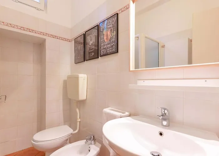 Zamboni 58 By Lesdomus - Zona Movida شقة