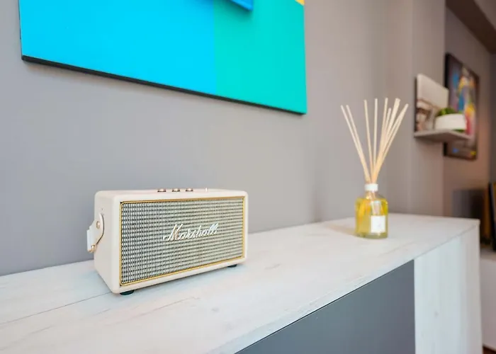 아파트 Zamboni 58 By Lesdomus - Zona Movida *