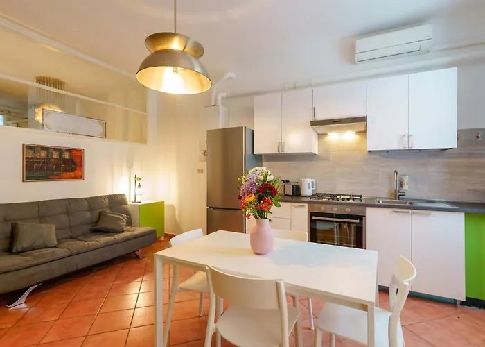 Zamboni 58 By Lesdomus - Zona Movida 博洛尼亚