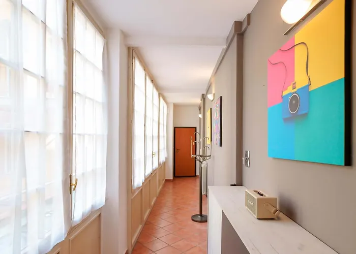 Zamboni 58 By Lesdomus - Zona Movida *