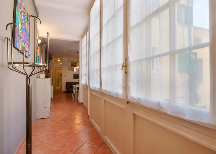 Zamboni 58 By Lesdomus - Zona Movida *